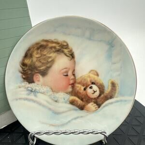 Avon 1992 Keepsake Baby Plate New With Original Box